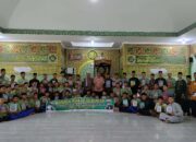Kurnia Wakaf Al-Qur’an Serahkan Alqur’an kepada Para Tahfidz