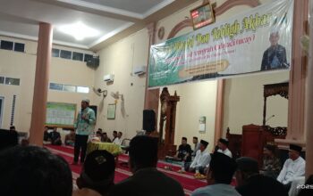 Ustadz Ucay Isi Ceramah Di Batang Peranap